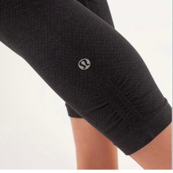 Lululemon Ebb And Flow Crop II
Deep Coal size 4 - Picture 6 of 11